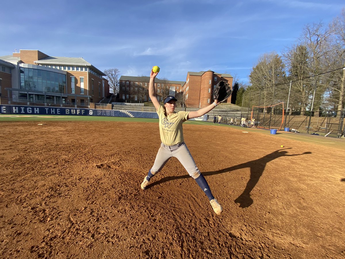 Final preseason practice today. Tomorrow we road trip. Looking forward to the 2023 journey together with <a href="/GW_Softball/">GW Softball</a>. 

#ThePursuit ✈️