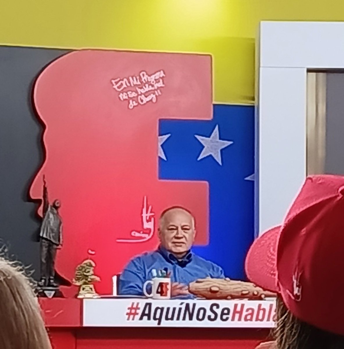 <a href="/mariodeluca66/">🇻🇪 Mario De Luca 66 🇻🇪</a> <a href="/dcabellor/">Diosdado Cabello R</a> <a href="/PartidoPSUV/">PSUV</a> La oposición es parte de la gran audiencia que tiene <a href="/dcabellor/">Diosdado Cabello R</a>, no se pierden el programa y hasta esperan verse en pantalla 😜
#ChavezJuventudYVictoria 
#LealesSiempreTridoresNunca 
#08Febrero