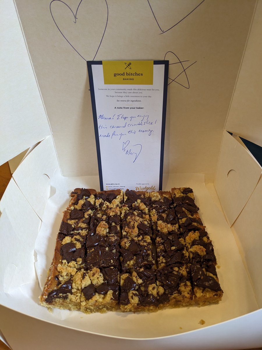 mrlcurry's tweet photo. I haven't completely lost my baking mojo - this caramel crumble slice with dark chocolate turned out alright. ๐ I hope the Zeal Rainbow Youth enjoyed it! (recipe in the first GBB cookbook.) #BakingItBetter #kindnessmatters @GoodBitchesBake https://t.co/mxC77PYZKi