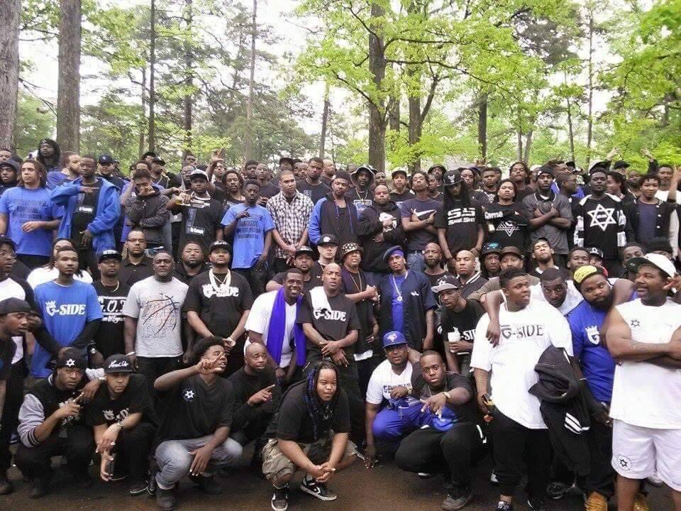 Bhomega1's tweet photo. @OffsetYRN Boy times like this we need @ATLANTAOGKK and #freespikeg ! They was the ties to the street! Free My cuz Spike G & OGKK https://t.co/iFOs2jICrA
