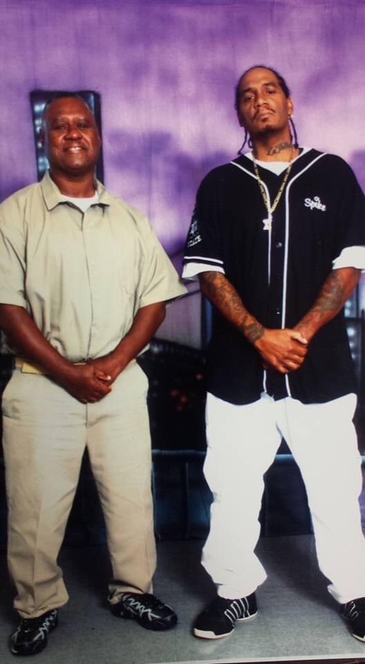 Bhomega1's tweet photo. @OffsetYRN Boy times like this we need @ATLANTAOGKK and #freespikeg ! They was the ties to the street! Free My cuz Spike G & OGKK https://t.co/iFOs2jICrA