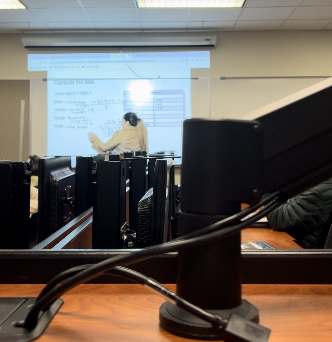 Gotta work on writing these Greek letters in Statistics 📊 Mean-Median-Mode-Variance-Standard deviation lecture. 👩🏻‍🏫 Statistics Professor-Nightschool-Lecture-Spring 23’