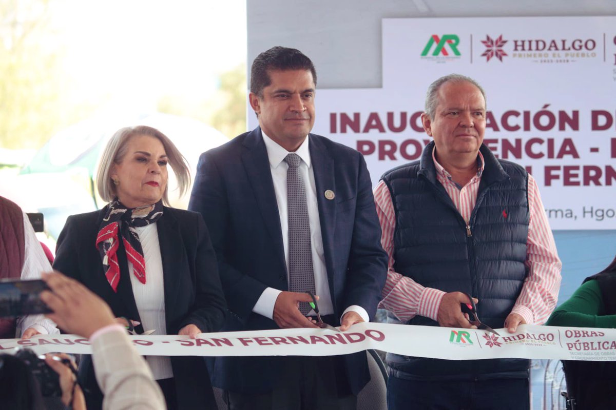 SIPDUS's tweet photo. Hoy, más de 53 mil personas que viven en las colonias aledañas al Boulevard La Providencia - Saucillo - San Fernando, 🚘🚖 ahorrarán gasolina y tiempos de traslado, gracias a los resultados que entrega el gobierno de @juliomenchaca_, un gobierno donde es #PrimeroElPueblo. https://t.co/i5Y608xCdx