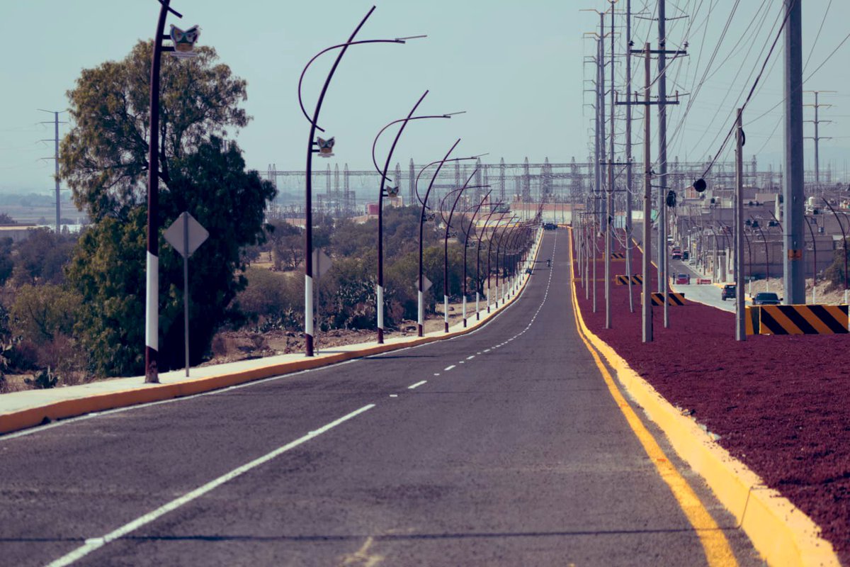 SIPDUS's tweet photo. Hoy, más de 53 mil personas que viven en las colonias aledañas al Boulevard La Providencia - Saucillo - San Fernando, 🚘🚖 ahorrarán gasolina y tiempos de traslado, gracias a los resultados que entrega el gobierno de @juliomenchaca_, un gobierno donde es #PrimeroElPueblo. https://t.co/i5Y608xCdx
