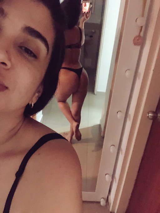 Feliz noche 🧡 Good night🧡 https://t.co/EShcd6BGYa<a href="/tag/wednesdaymotivation"class="tags"><span>#wednesdaymotivation</span></a>