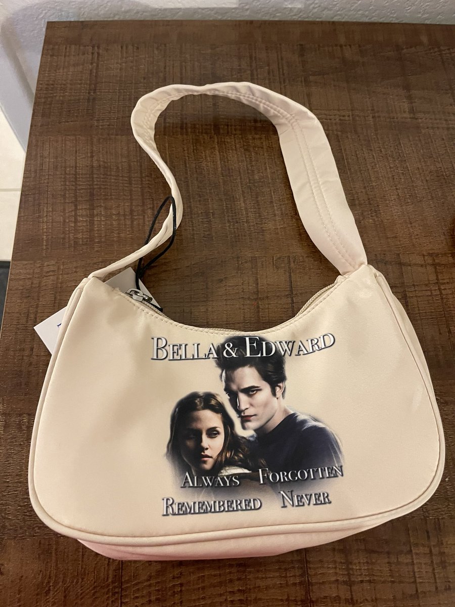 samie_maree's tweet photo. best valentines gift ever https://t.co/gWC0he6nr6