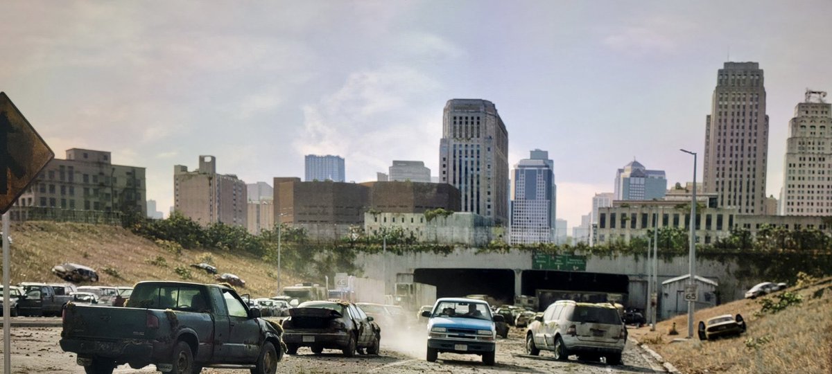 ashley_obrien's tweet photo. Seeing a dystopian Kansas City on the most recent episode of #TheLastOfUs was wild. https://t.co/fT2QJ8ONp8