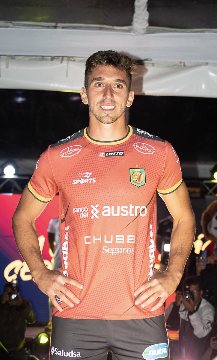 Un lujo nuestra nueva piel 🔥👕

NOS VEMOS PRONTO 😉

Espero verlos estrenando indumentaria😏😏😏 MAÑANA, el VIERNES y en la #NocheColorada del sábado 

#SerSocioEsMejor
#VamosCuenca ♥️🖤