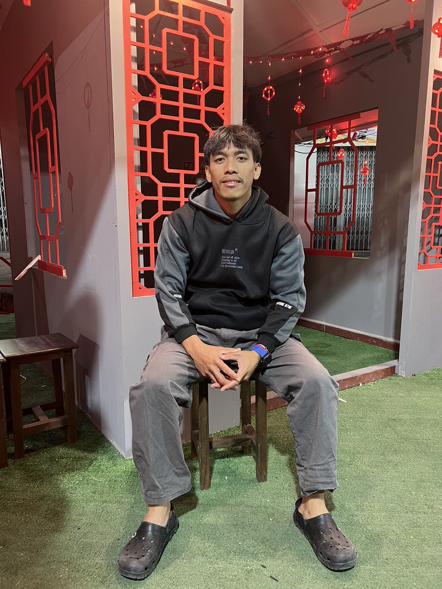 เบื่อกับบางอย่าง บางเวลา
แต่ก็ยังชอบยิ้ม #อุดรfwb #อุดรลับๆ #อุดรนัดลับ