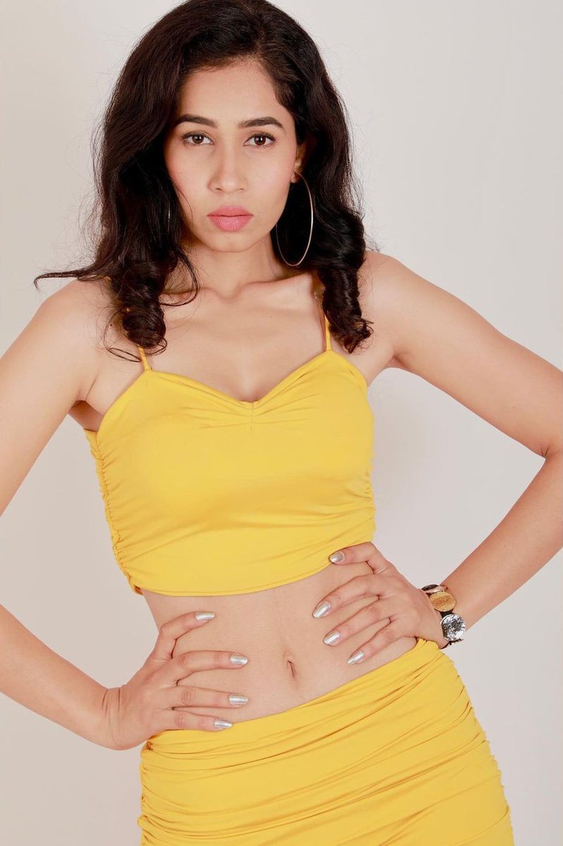 Actress__Glitz_India on Twitter "Roshini 🥵💋"