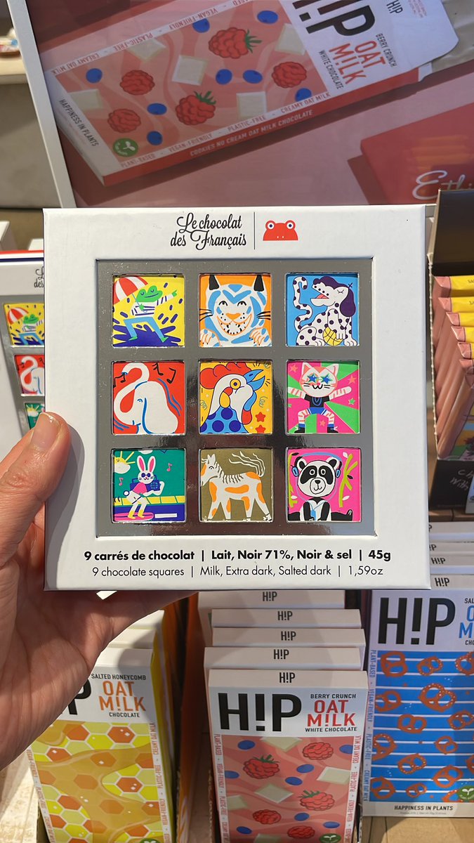 ES_Shibuya_SS's tweet photo. ＼新入荷🤎／
思わず「可愛い〜」と声が出てしまいました😍
Le chocolate des Francais
ミルク、ダーク、ダーク＆塩
9枚入りのスクエアボックス🍫✨

プレゼントに喜ばれること間違いなしです♡

#EthicalSEA
#エシカルシー https://t.co/VOghw820cO