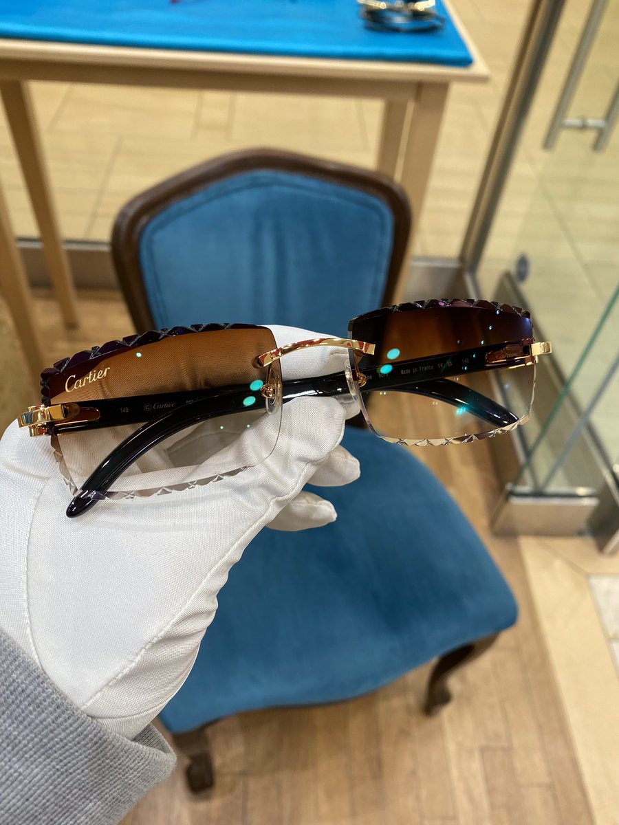 vijan_vision's tweet photo. Chocolate tinted. White Buff https://t.co/uIALHo4k4h