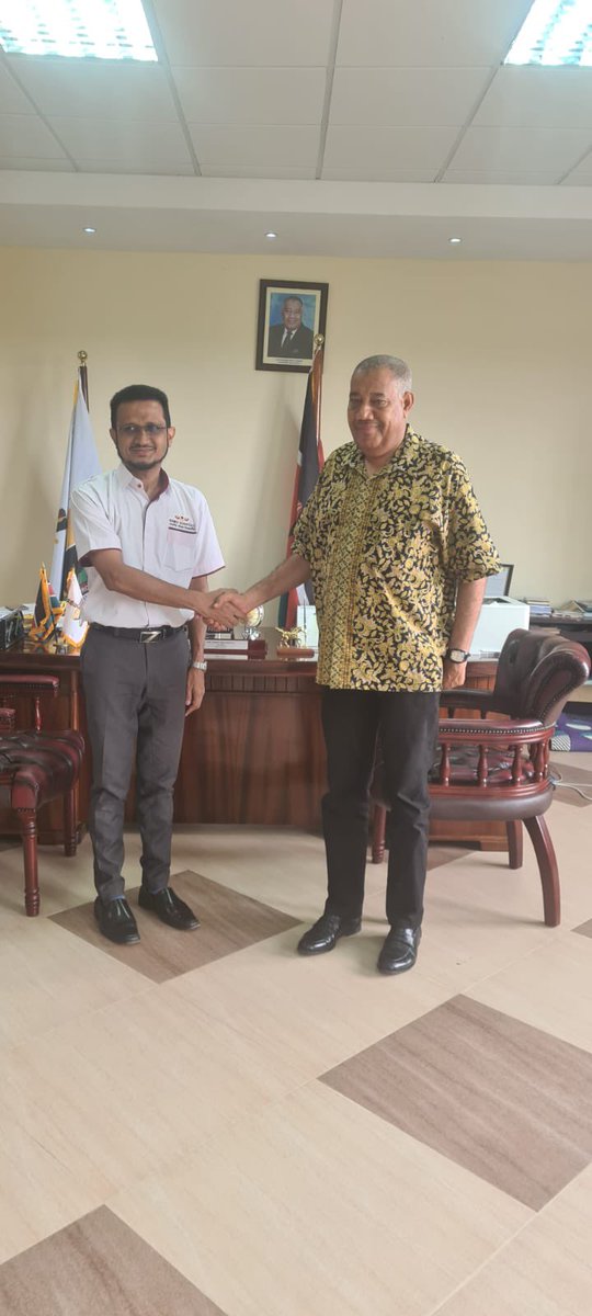 With BOMU hospital CEO Dr. Aabid Ahmed when he paid me a courtesy call in my Mokowe office. BOMU has agreed to set up a 52 bed capacity in Hindi.