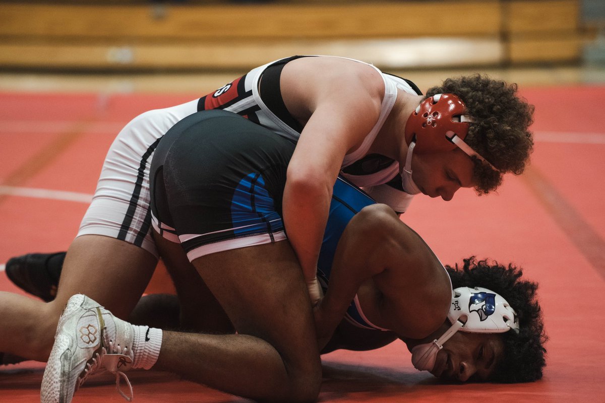 CJ Wrestling HOCO👑🤼‍♂️
CJ defeated Marshfield 51-25