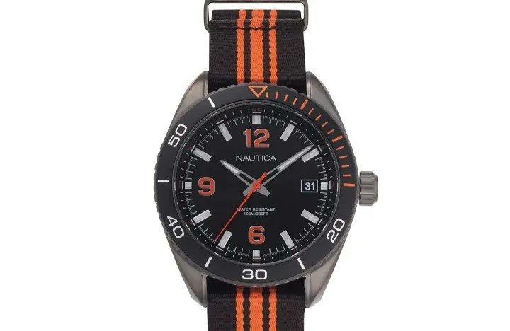 essentialZim's tweet photo. Nautica watch👍, In store, Just 1 left 👍

#100% genuine 👍
#100% original 👍
#Readily available 👍
#Same color👍
#Clearance sale👍
#From $250-$200👍
#First come first serve 👍
@essentialZim https://t.co/HfeELgKVoq