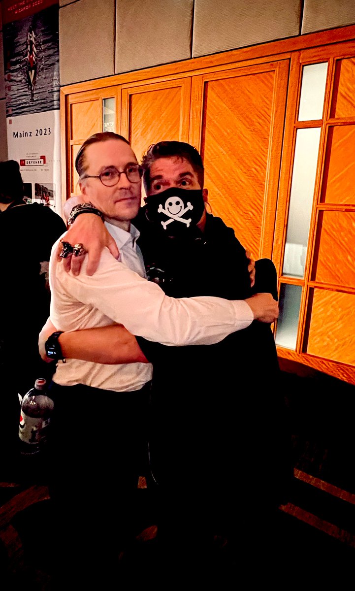jaysonstreet's tweet photo. Also thanks @mikko for the hug at #ITDefense
Iโd call it an #AwkwardHug but youโre too awesome of a Hacker, too wonderful of a Human & too nice of a friend for that!
๐๐ค๐ https://t.co/53q40mw99h