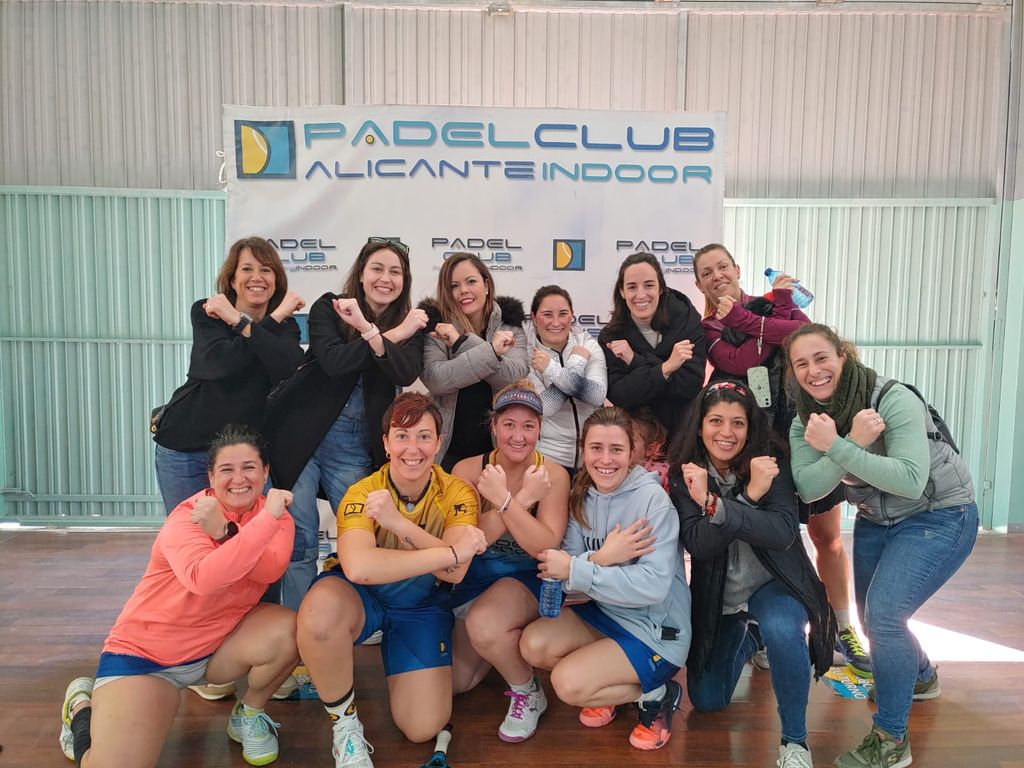 PLAYOFF CON MUCHO PADEL

Los equipos clasificados de nuestro club este fin de semana jugaron los playoff de la LIGA BULL-mucho padel ., muchas nuevas historias vividas . #Alicante #Bullpadel #DeporteAlicantino #Padel #PádelClubAlicante #padelclub

padelclubalicante.com/index.php/play…