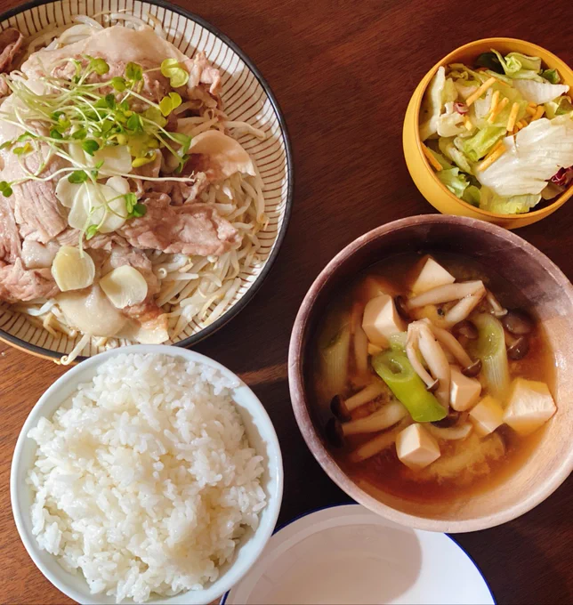 見てくれ筋トレ先輩  