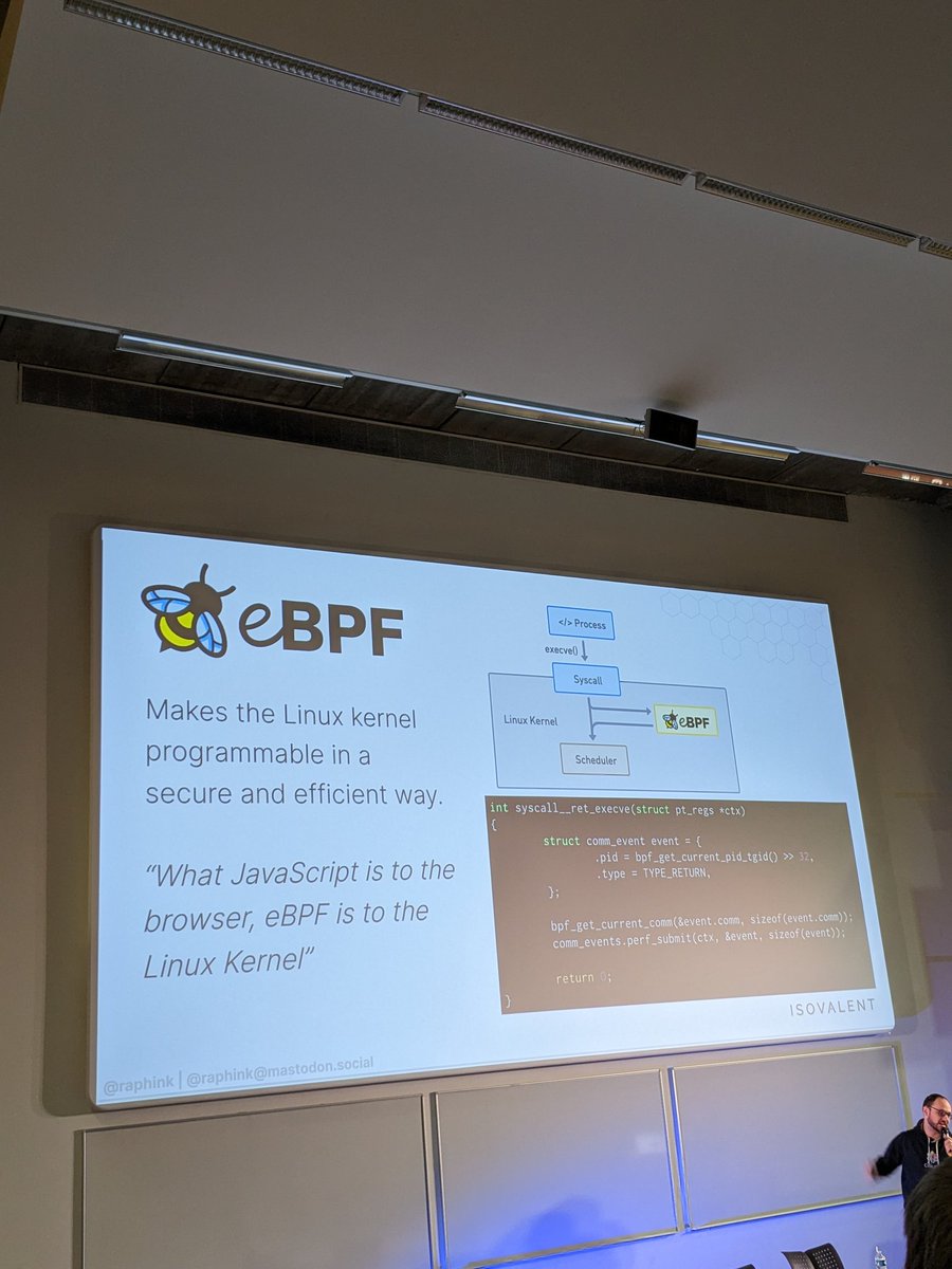 These days spent between #fosdem and #cfgmgmtcamp conferences were extremely intense. Like every conference we attend, we met so many new smart and inspiring people, a lot of super interesting talks a that left several insights to think about. Another awesome experience!