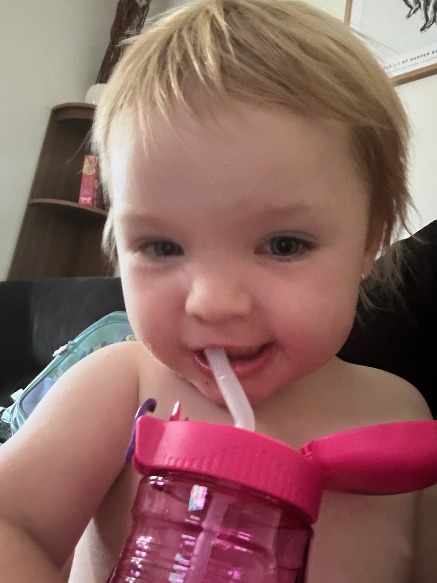 kaijuergs's tweet image. ...it is too hot to function 🥵

#LittleFox #transfamily