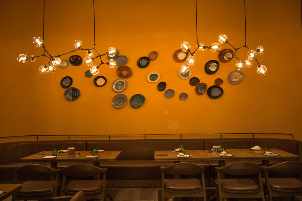 zeamaylighting's tweet photo. Hotel restaurant popular pendant lamp with Cognac handmade lampshade and bronze finish. #pendantlighting #zeamaylighting #metal #pendantlamp #hotelchandeliers #hanginglights #interiordesign #hoteldesign #hotellightingsupplier #hotellightingideas #lampdesign #glass #customized https://t.co/ud57Tq7Tde