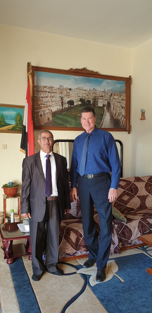 8 февраля Посол России И.Мозго встретился с послом Йемена А.Аль-Сири

On February 8, Ambassador of Russia I. Mozgo met with Ambassador of Yemen A.Al-Siri