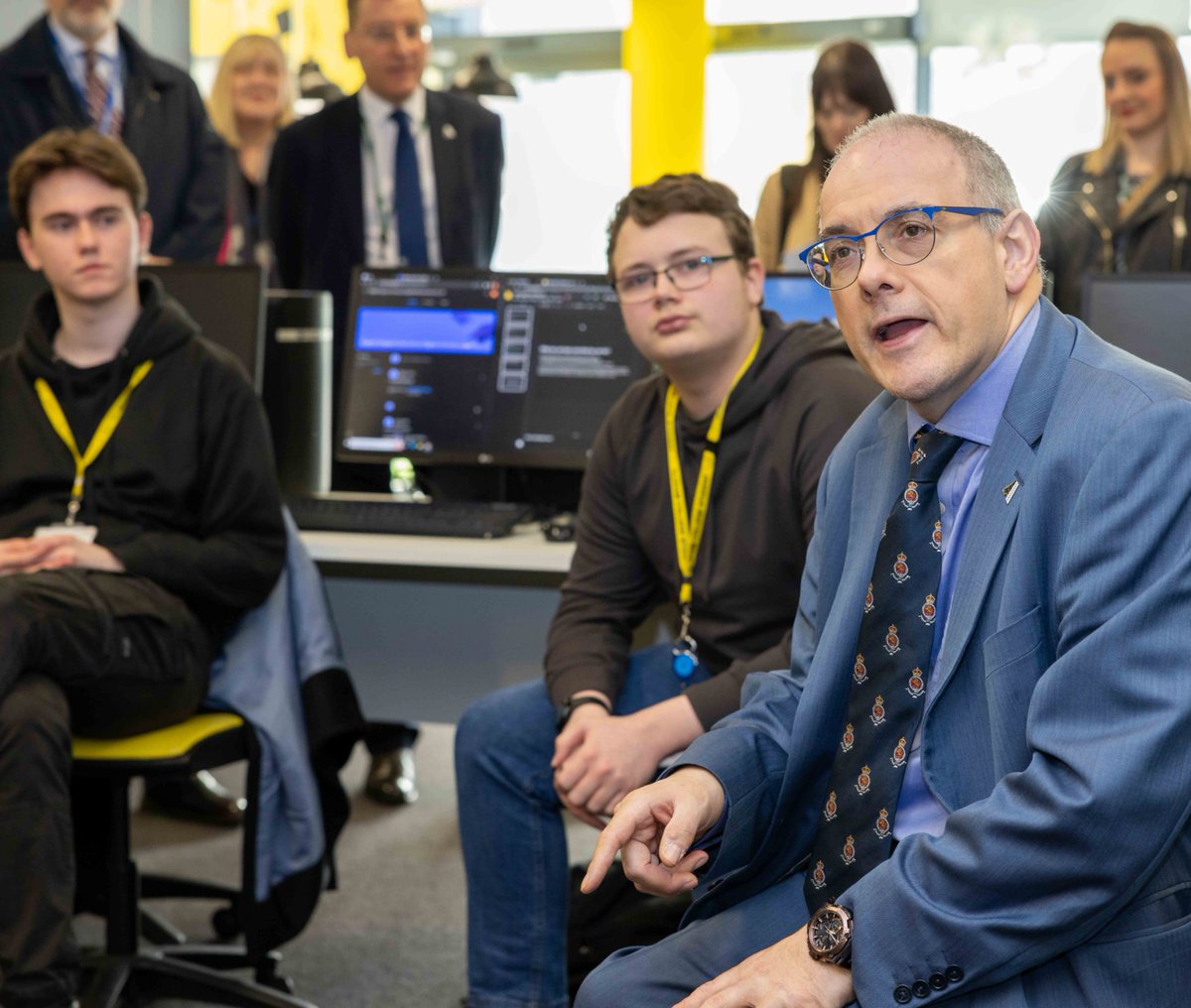 OldhamCollege's tweet image. We hosted a Ministerial visit from @educationgovuk to mark the first-ever #TLevelThursday

Robert Halfon @halfon4harlowMP saw learners in action using state-of-the-art facilities &amp;amp; spoke with some of the employers providing industry placements.

More info: ow.ly/6Ejf50MNT3N