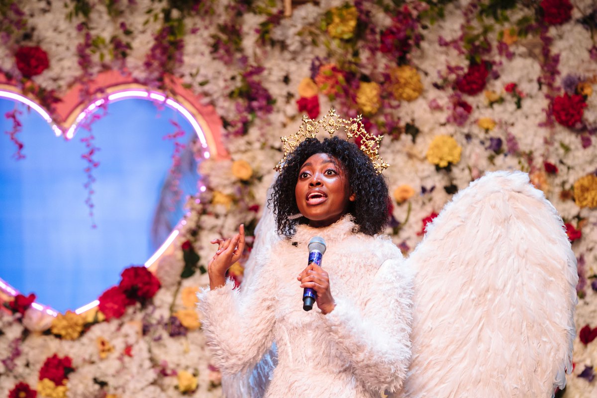 breadbutterpr's tweet photo. Production images have been released for @nytofgb's reality TV romance adaptation of Much Ado About Nothing, which plays the Duke of York's from 7-10 Feb as part of @NYTREPcompany's 10th Anniversary Season 📷⭐ https://t.co/ujKp45E9af