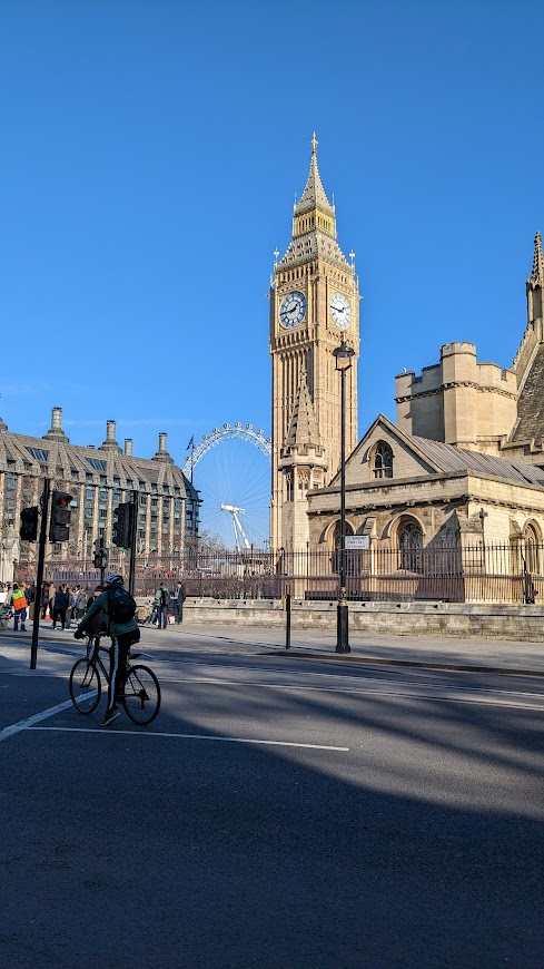 zahidtg's tweet photo. A very productive afternoon yesterday attending @CambWireless SIMposium - https://t.co/lvkpwN6nFW - Great venue, fantastic speakers and nice to catch-up with many of my contacts.

#CWCD #CWConnectedDevices #eSIM #iSIM #UICC #IoT #PrivateNetworks @TeletResearch @benwood https://t.co/sWe33WHGSQ