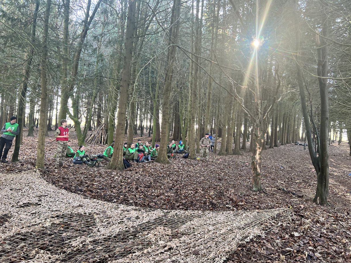EngagementSouth's tweet photo. This week, students from @Hartpury and @Gloscol have been on Salisbury Plain, working together to overcome the challenges set them by the HQSW Engagement Team, developing their leadership skills Ann's taking part in team building exercises https://t.co/IUCBN2L9nZ