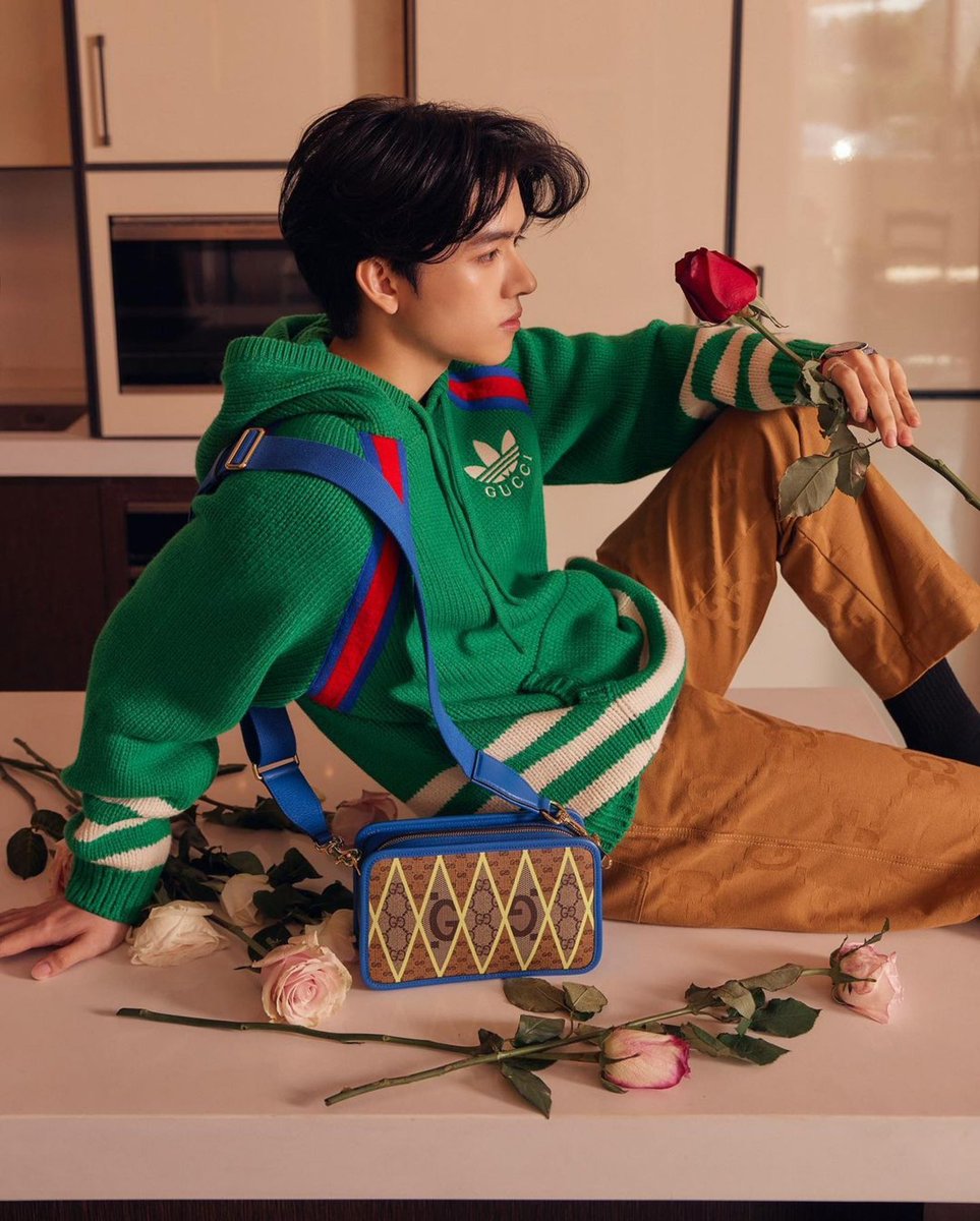 AmmodelAu's tweet photo. 🙏🌹💚  #bazaarmenthailand #yorch_yongsin https://t.co/fjjmcTzQNx