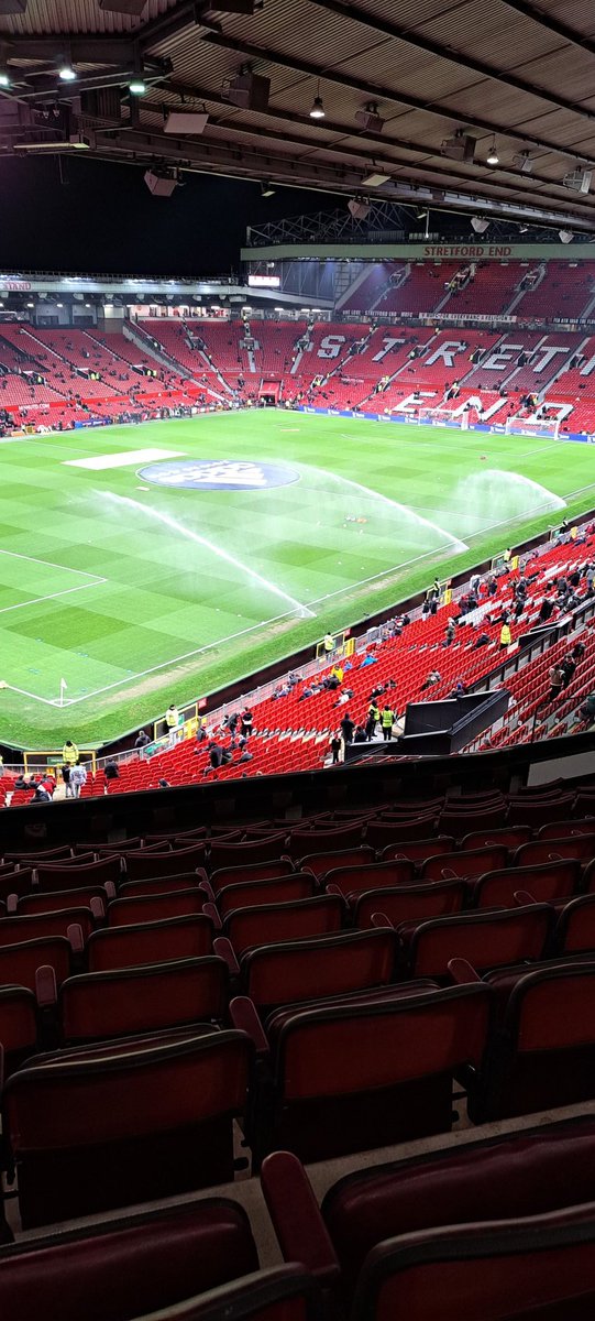 redscotty5's tweet photo. Great being back at Old Trafford last night. Had a feeling it would be a bit tricky, players always seem to raise their game when a manager departs! https://t.co/NPtMdSAmaN