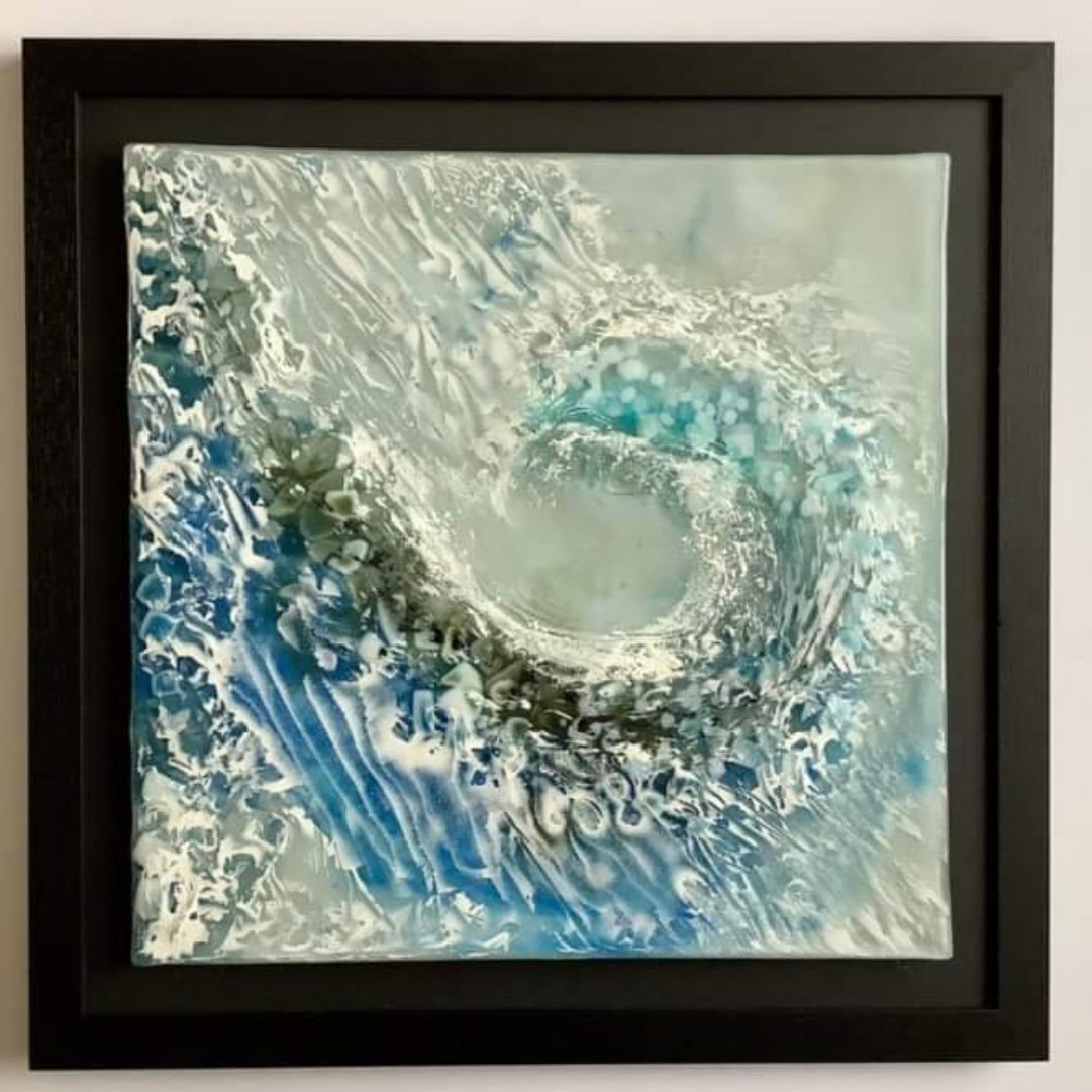 "I’ve always loved crafting"
Lincoln based Fused Glass Artist Alison Kemp is exhibiting with us at our first 2023 event Vitamin Sea  at Victoria HAll Oakham
The exhibition features 11 invited artists.
Come Escape the Ordinary with us! 
Dates: 13 - 19 March 2023.