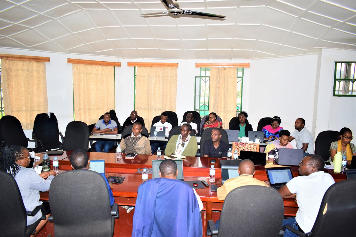 Happening now in <a href="/MusanzeDistrict/">Musanze District</a> ,The Deputy Director General in charge of animal resources development, Dr. <a href="/solangeuwituze/">Solange Uwituze</a> ,is officially kicking-off a 4-day workshop on validation of standard operation procedures (SoPs) in the pig value chain in #Rwanda ,which is on its day3.