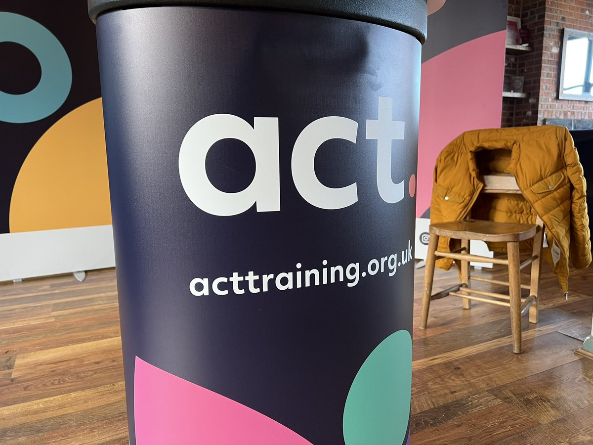 OwsWills's tweet image. Good Lord, @acttrainingltd’s Cardiff HQ is lovely 😍

(Hopefully bums *will* arrive in seats or otherwise this will be a quiet gig!)