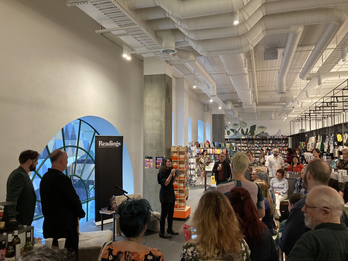 “As a publisher, sometimes you get a gift…” @catherinefmilne introducing @PaulDalgarno at @readingsbooks