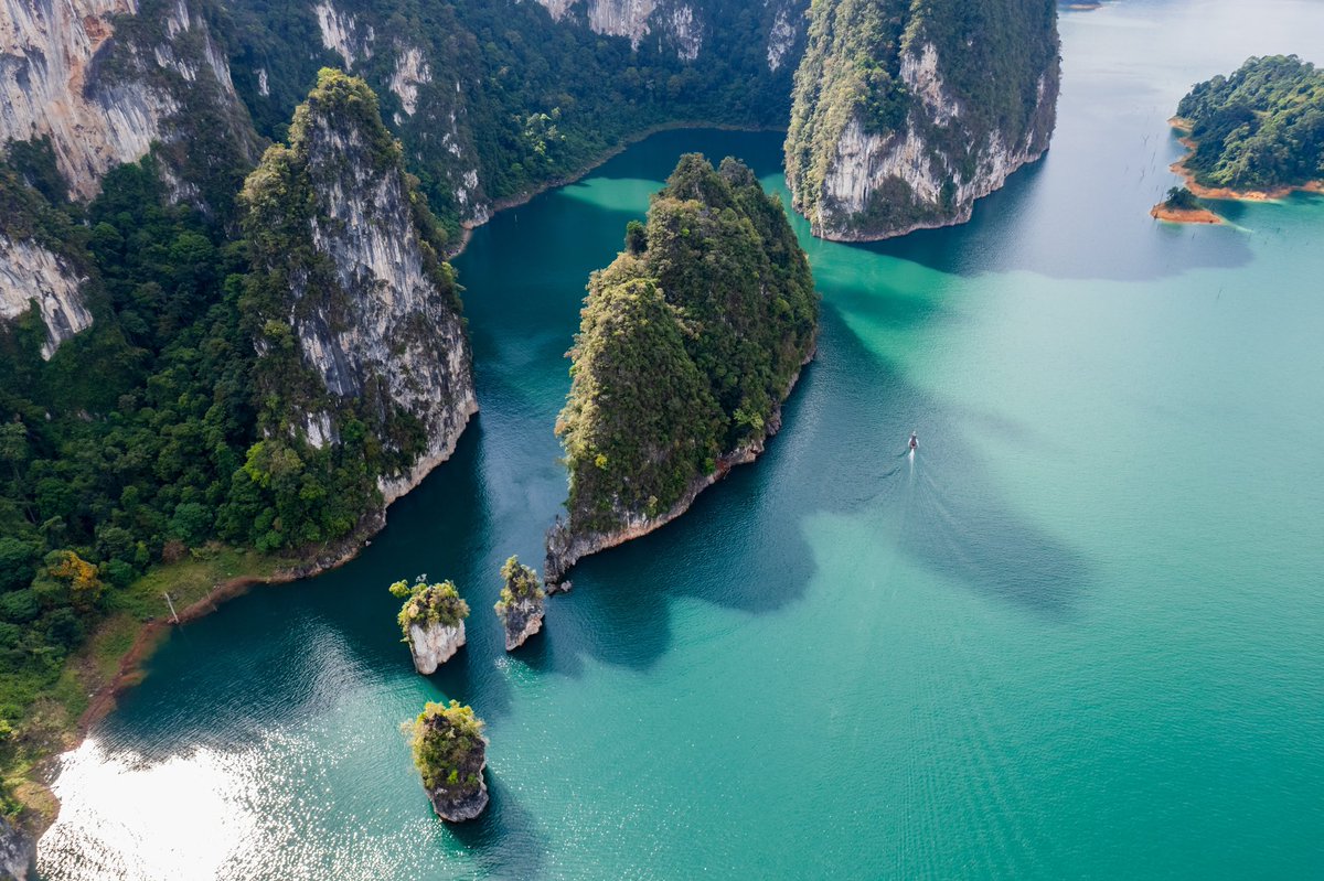 andyc8712's tweet photo. Khao Sok National Park is like a less touristy version of Ha Long Bay https://t.co/SkxPGnAX1E