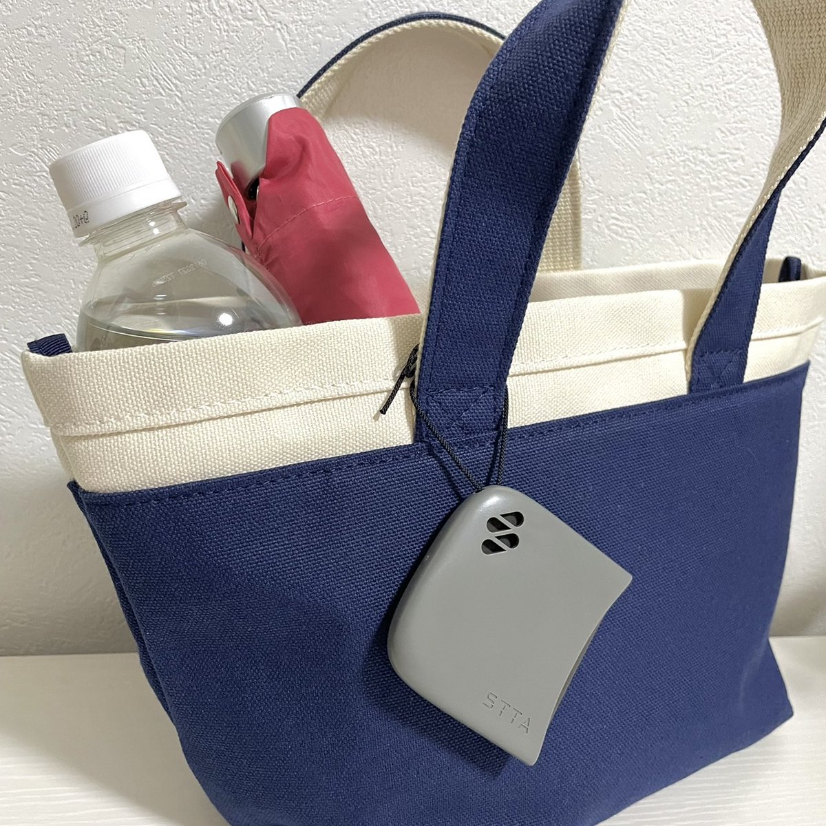 machinegun_yk's tweet image. [超吸水スポンジタオル]
昨年9月20日放送、ヒルナンデスで紹介📺️STTA は水滴ストレスを減らすをコンセプトに作られた超吸水スポンジタオル。
特徴⭐
1 吸水力抜群のコンパクトシート
2シートを絞ると即吸水力が復活
利用シーン🌟
コップやペットボトルの結露
手洗い後に
PR　@aion__official
#stta