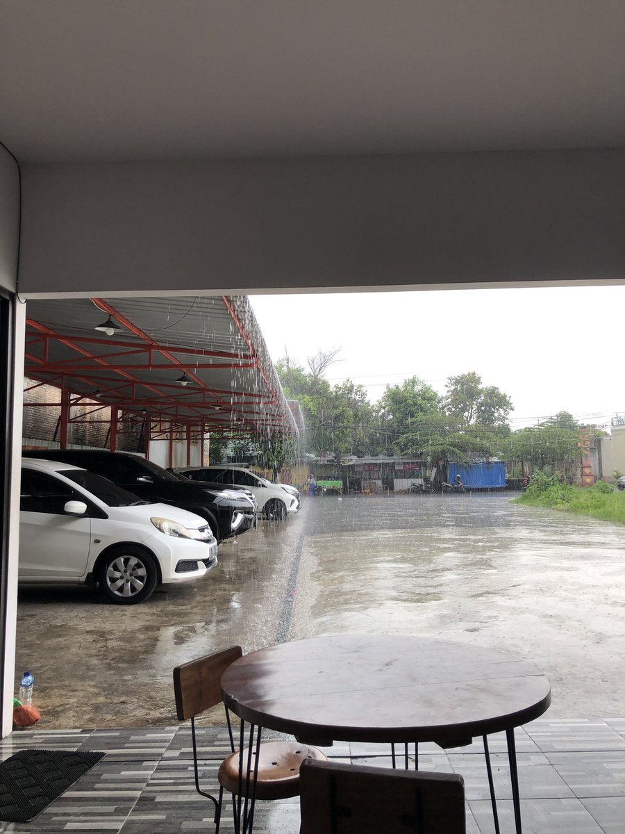 kenangfatoni's tweet photo. Sakit tapi tak berdarah https://t.co/d8nqHJQ7W5