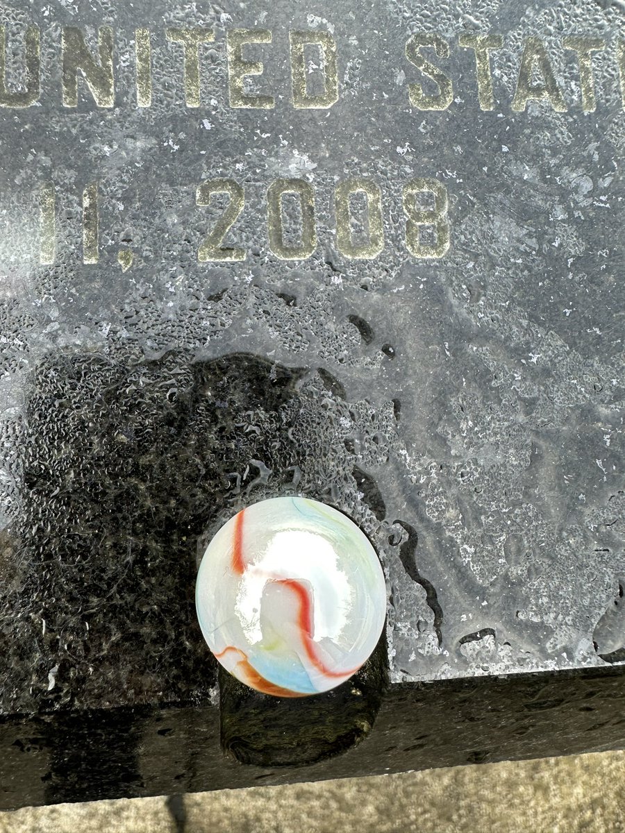 ptmonkey5's tweet image. Went searching today after nearly 2 weeks of being too busy. Looking for love in all the wrong places….🤦‍♀️😂
Put out the marbles I had in my pocket I have more but forgot them at home… fail!! #monkeyshines2023