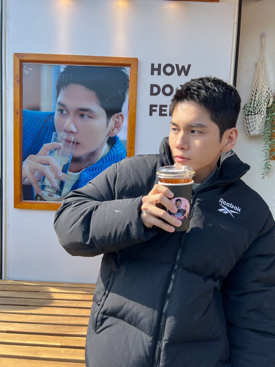 officialtwt_OSW's tweet photo. [💕] 오늘도 힘차게 촬영 중입니다!! 위로 덕에 파워 업!💪🏻 늘 감사합니다❤️

#옹성우 #ONGSEONGWU https://t.co/SuQdvMUDhM