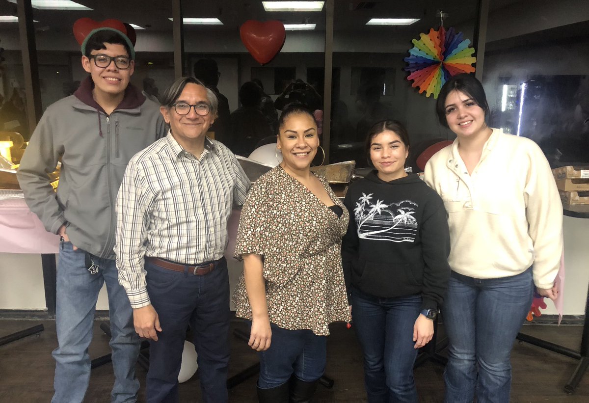 Me with four young people, the amazing Monica Saucedo from the SJC Instruction office and three new wonderful Puente students at the Puente mixer at SJC. #MSJCedu #PuenteProject
