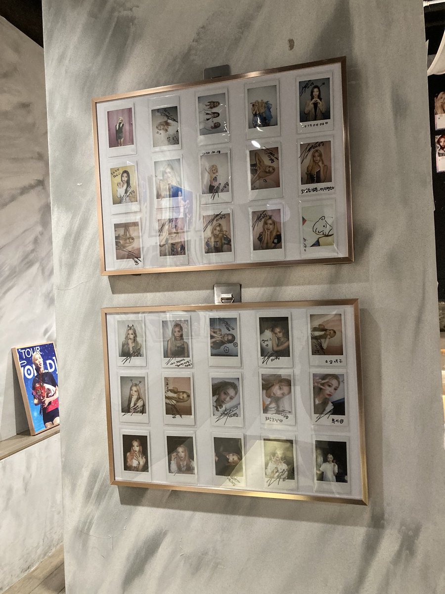 처음 와 본 깅닙 생카!
사진엔 다 못담았지만 너무 예뻤고 구경할 게 정말 많았습니다!

#기억해_언제너_넌_내_중심이야
#remember_you_are_always_my_center