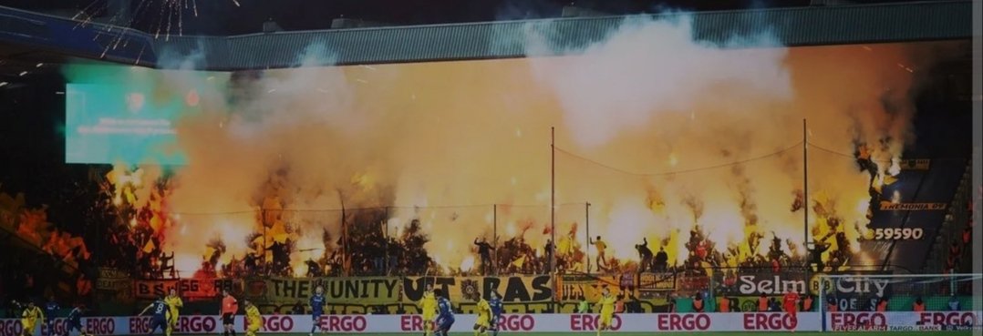 LafonateBVB's tweet image. Pyrotechnik ist kein Verbrechen 🖤💛 #BOCBVB #BVB #Pyroshow #Pyrotechnik