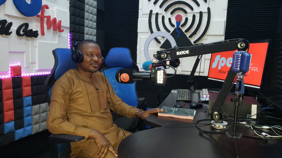 Career experience sharing <a href="/ASKiNGRADiOmic/">ASKiNG RADiO</a> at Speed FM 98.5 with <a href="/RealKJ15MAY/">KiNG JAMES YiYE</a> 
m.facebook.com/story.php?stor…