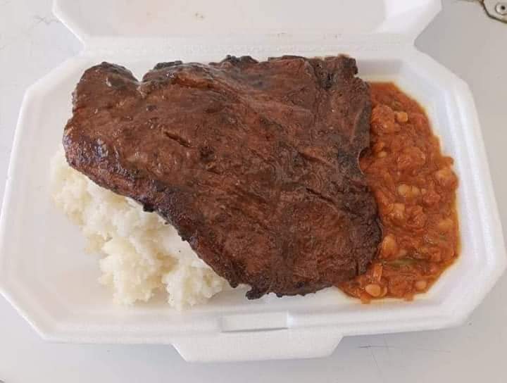 TankengGrill's tweet photo. Plate Only R50 at Tankeng Mobile Grill 

🤙 Call or WhatsApp Baki on 078 792 1837 to place yours

Delivery 🚚 From R45

Collect: 267 DP Kgotleng Street Montshiwa 
( Gaufi le Jaws/ Montshiwa Traffic Office)
Mahikeng https://t.co/TO745QMehC