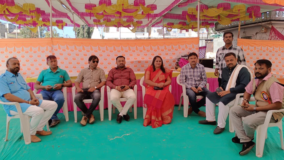 maltibenbjp's tweet photo. આજ રોજ પરમ પૂજ્ય શ્રી ધણીમાતંગ દેવ ની જન્મજયંતિ મહોત્સવ નિમિતે મહેશ્વરી સમાજ આદિપુર મધ્યે હાજરી આપી. #dhanimatangdev #janmjayanti https://t.co/zFVk84nSxx