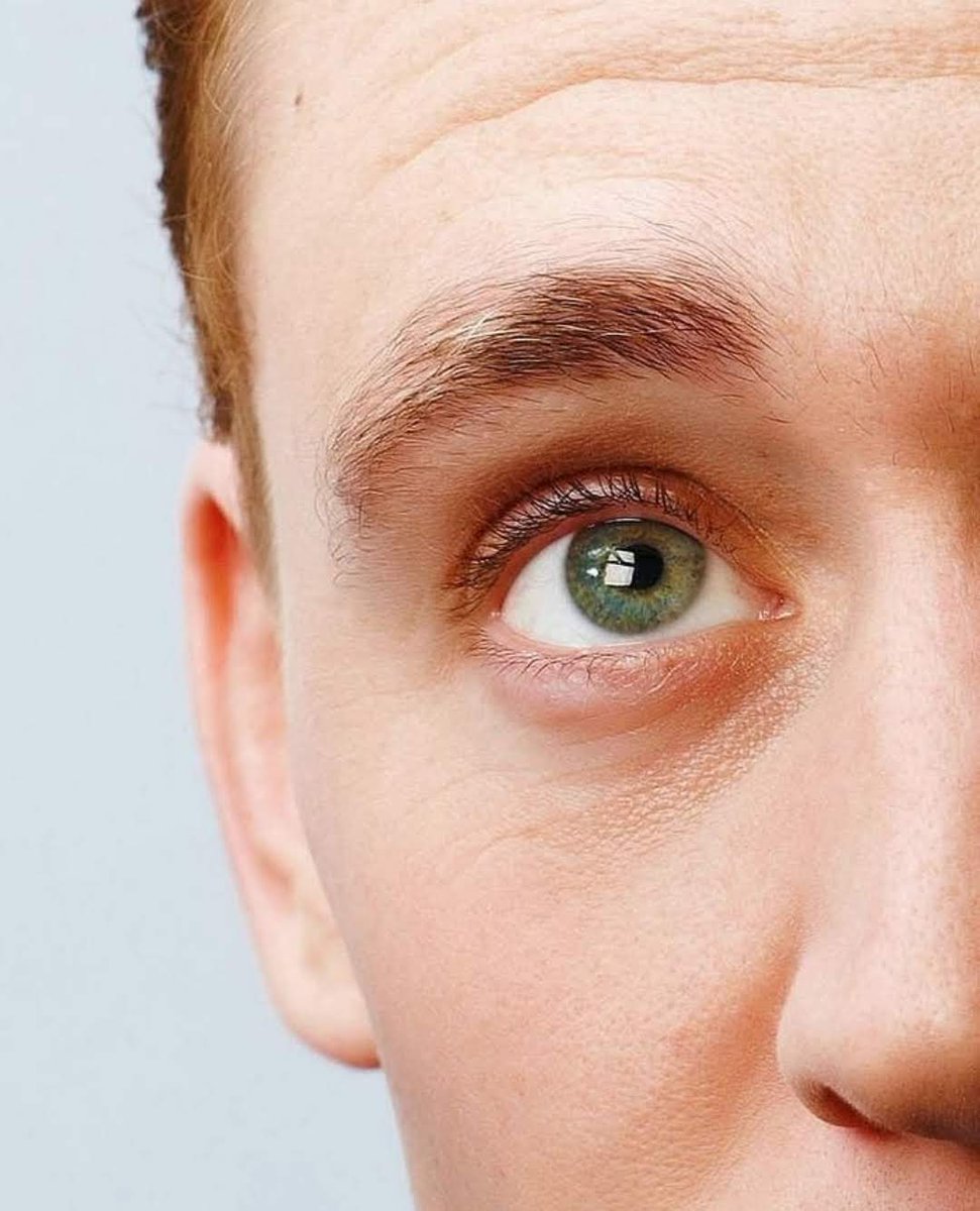 chefy88's tweet photo. #HappyBirthdayTomHiddleston #TomsSpiritWeek https://t.co/D15FuNjqnf