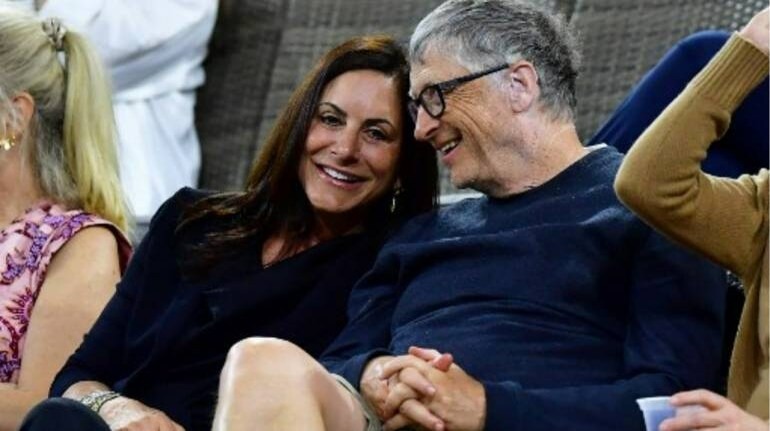 moneycontrolcom's tweet photo. Bill Gates has found love again. The Microsoft billionaire is dating Paula Hurd, widow of former Oracle CEO Mark Hurd: Report.
Read more 👇
https://t.co/qURMvgonIo
#BillGates #MarkHurd #PaulaHurd https://t.co/5f1IDUeLLP