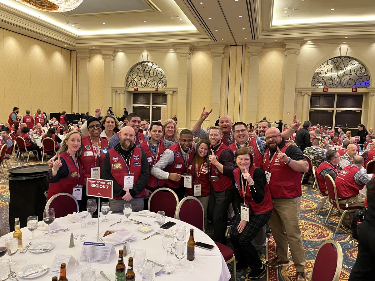 #LowesSMM ❤️<a href="/LowesRegion7/">Region 7</a>  <a href="/DamonBennettR7/">DBennett</a> #2023 #HereToWin #D872Proud #Lovemyteam